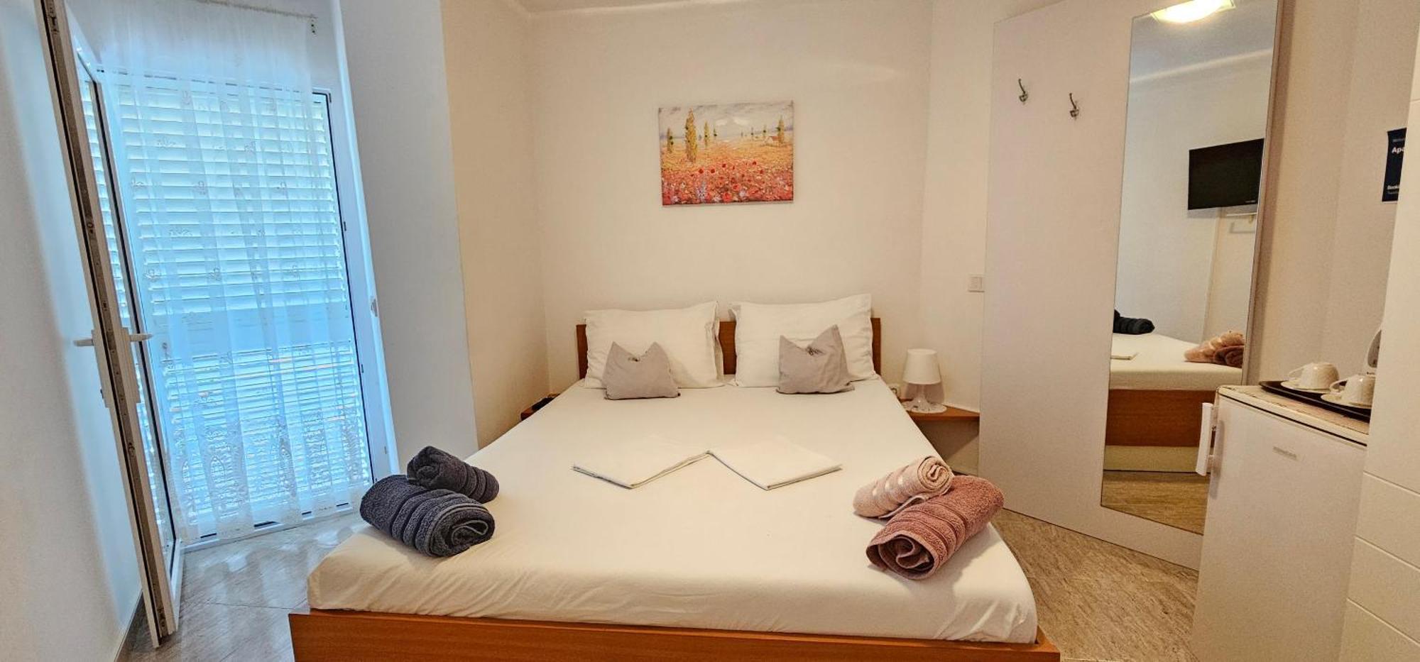 Apartment Tonci Novalja Bagian luar foto